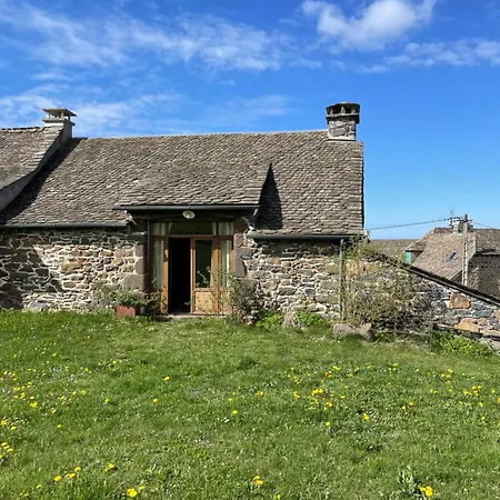 En Pierre Sur Le Chemin De St Jacques De Compostelle * Saint-Chely-d'Aubrac