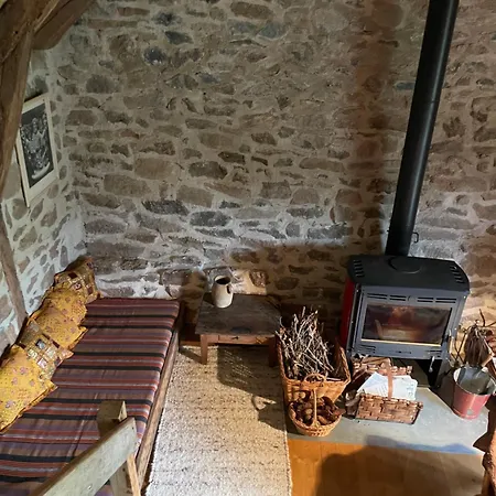 En Pierre Sur Le Chemin De St Jacques De Compostelle *