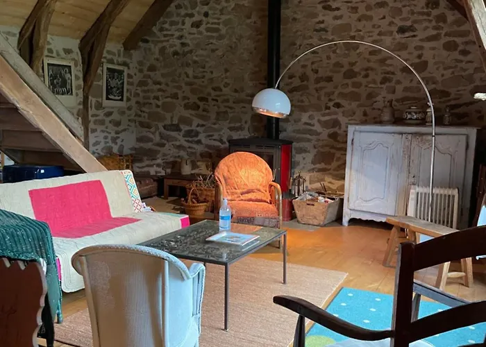 En Pierre Sur Le Chemin De St Jacques De Compostelle 펜션