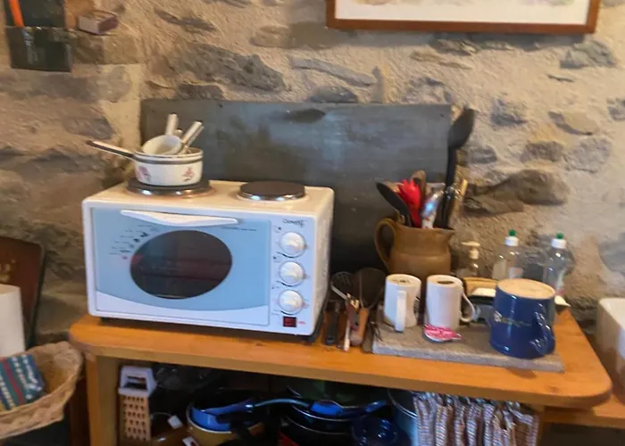 En Pierre Sur Le Chemin De St Jacques De Compostelle 펜션