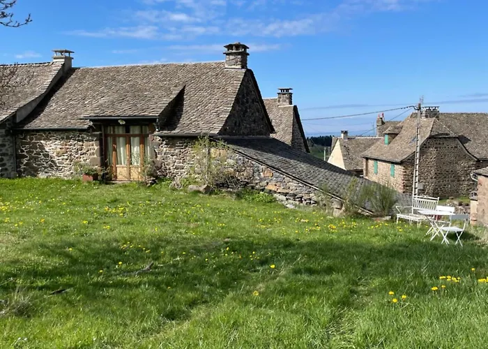 En Pierre Sur Le Chemin De St Jacques De Compostelle *